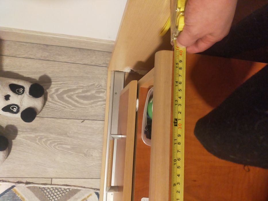 Vând doua noptiere pt pat