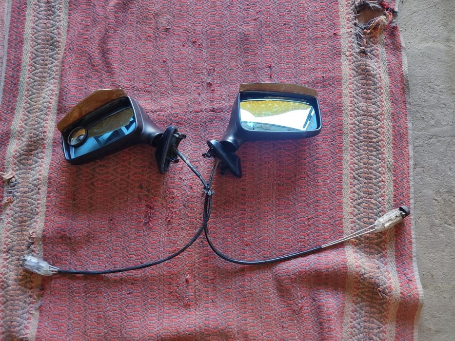 Продам зеркала на Ауди 80 Б4