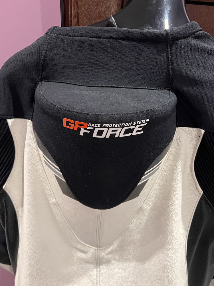 Alpinestars Gp Force Chaser V2 2pc Black/White