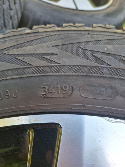Set jante Volvo originale 18” + anvelope NOKIAN