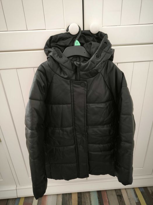 Зимно яке Reserved за момиче-134 см