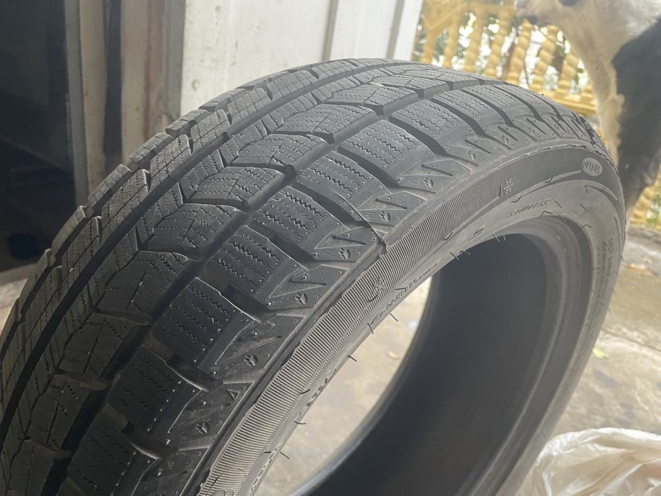 Покрышки на авто 215/50/17