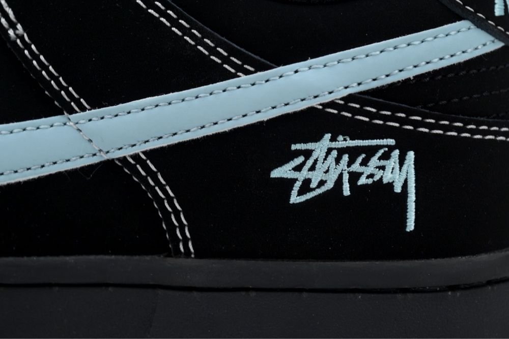 Adidasi Nike Dunk