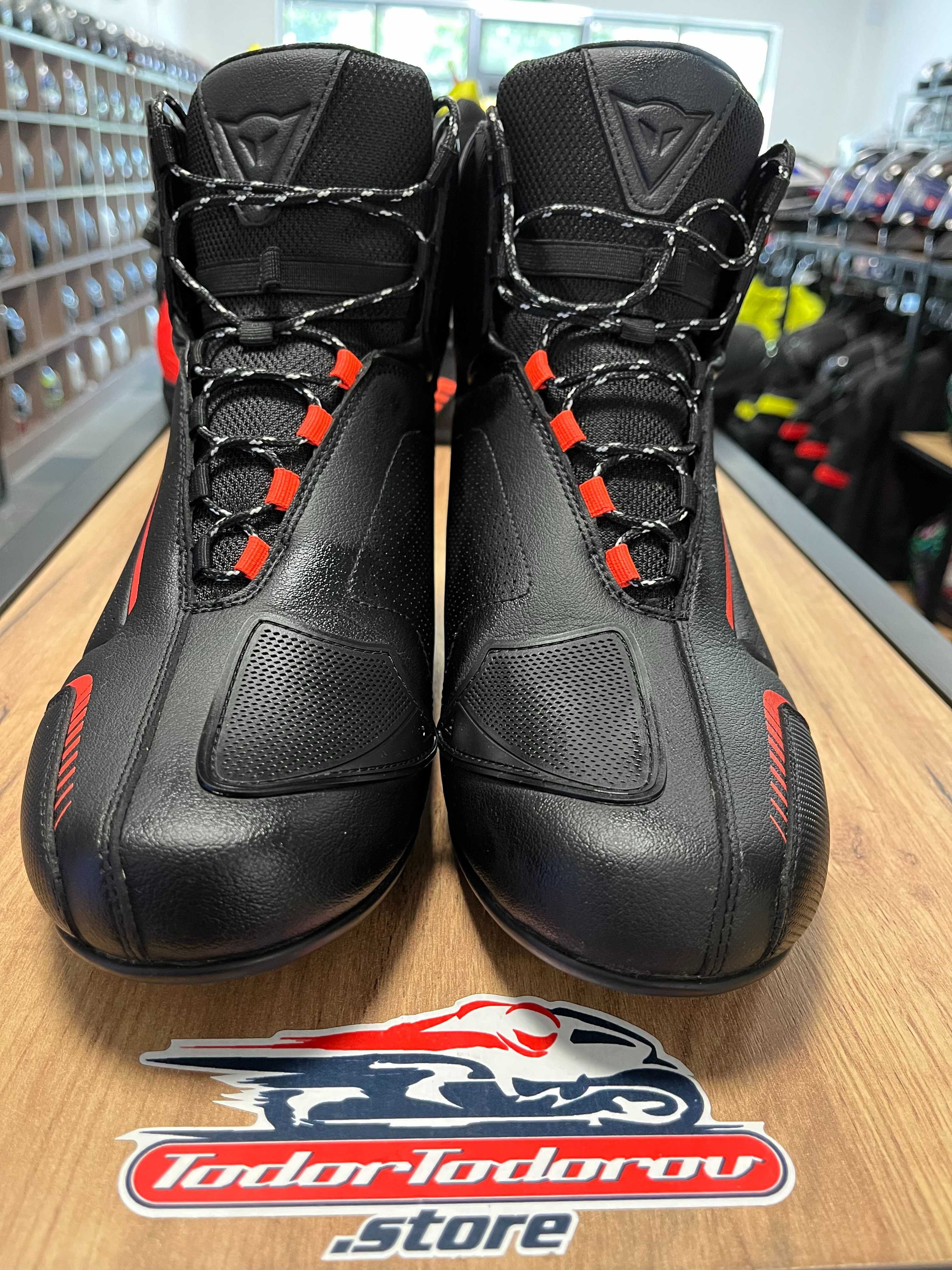 Мото боти DAINESE RAPTOR ,номер 41,водо-устойчиви,като нови