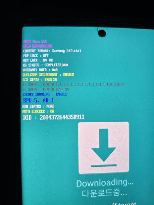 Vând placa de baza S23 Ultra 512gb defecta
