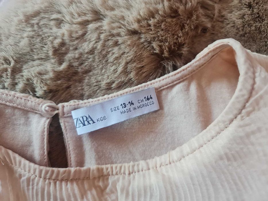 Блуза Зара с прозрачни ръкави