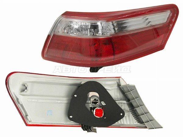 Фонарь задний Toyota Camry