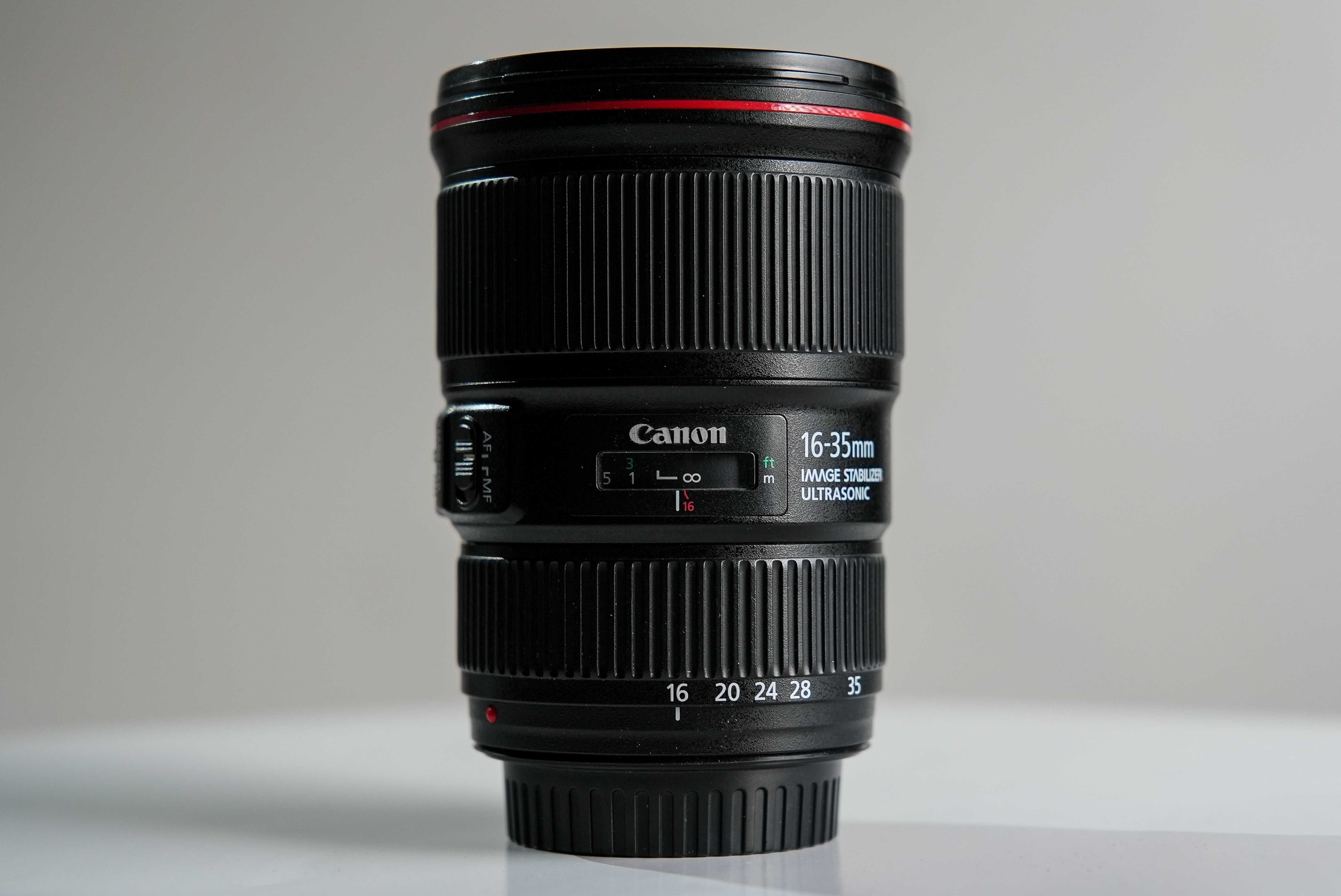 Обектив Canon EF 16-35mm f/4L IS USM