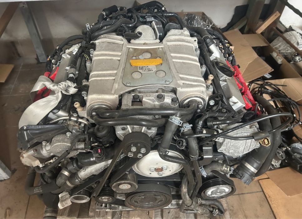 Dezmembrez motor audi 3.0tfsi CREC 30.000 km