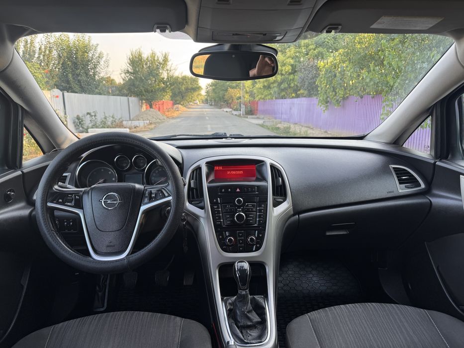 Opel astra j 1.7 cdti