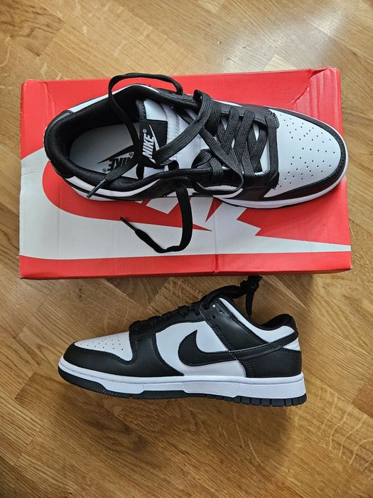 Adidasi Nike dunk panda low