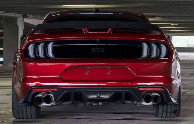 Ford mustang задни стопове 15-17 18+ жълт мигач