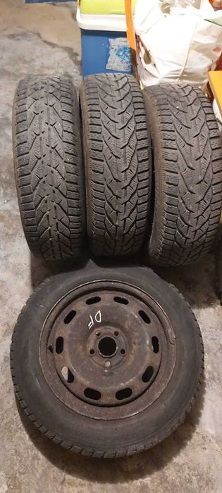 Anvelope de iarnă stare excelentă