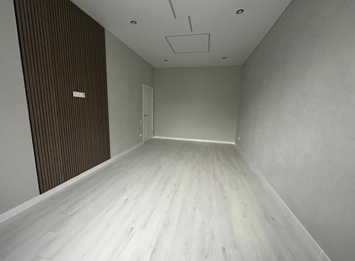 Продам 1 ком кв 53 м2 2023 года в районе центр. рынка