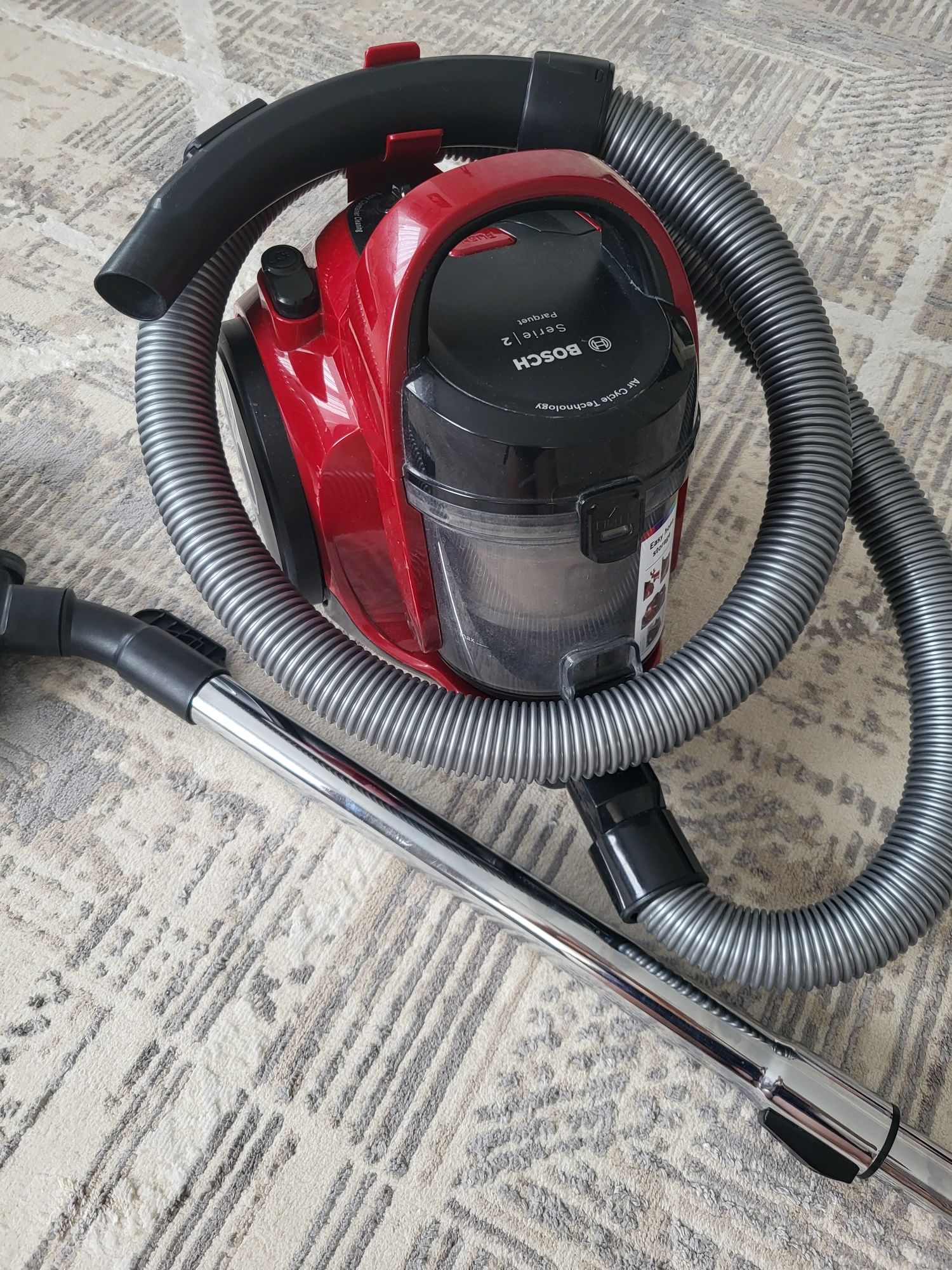 Продам пылесос BOSCH