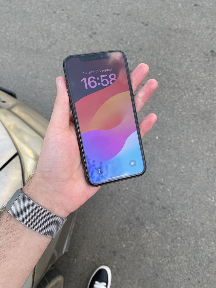 Продам Телефон Iphone 11 Pro 64Gb