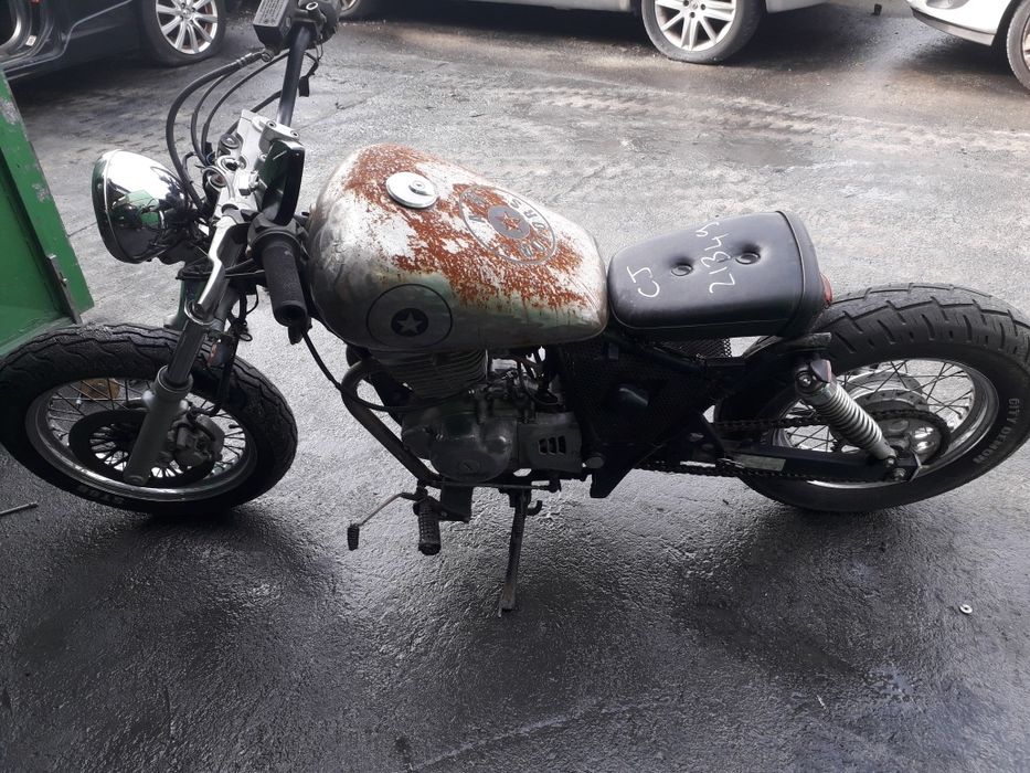 Suzuki CN 250-На части