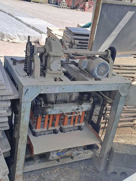 Шлакоблок ускуналари сотилади комплект/ Шлакоблок аппарат, мешалка