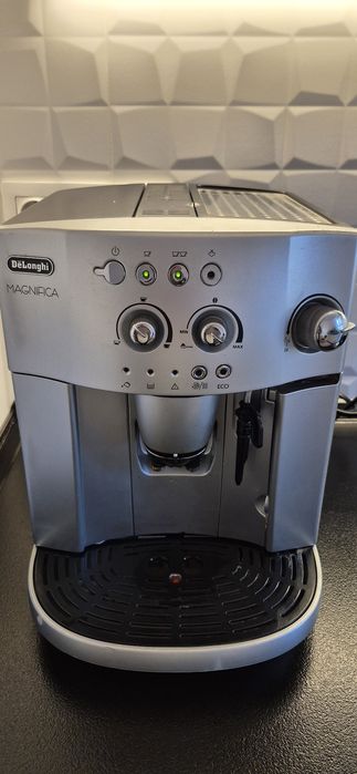Espressor De'Longhi Magnifica S