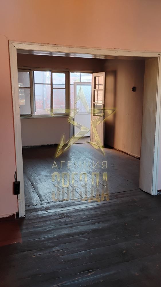 Продава се Къща в Пловдив, Изгрев - 165 кв.м за 576 €/кв.м - Снимка #4