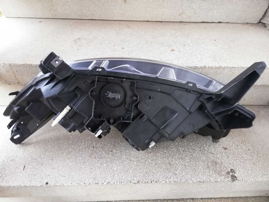 Фар Renault Espace 5 FULL LED десен/ Фар Рено Еспейс LED Оригинален