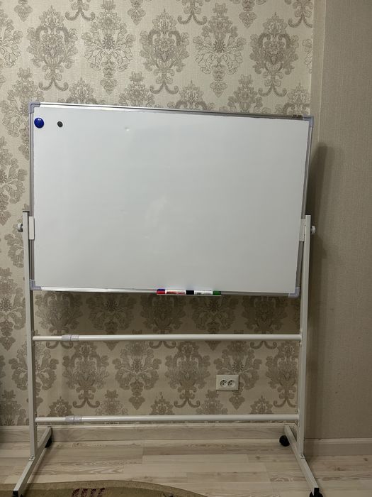 продается доска размером 78х118