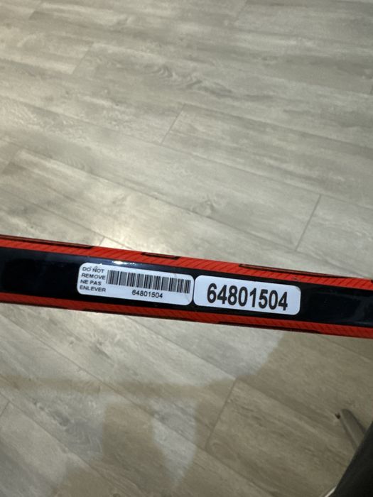 Клюшка ССМ в отличном состоянии, ребенок занимался три месяца