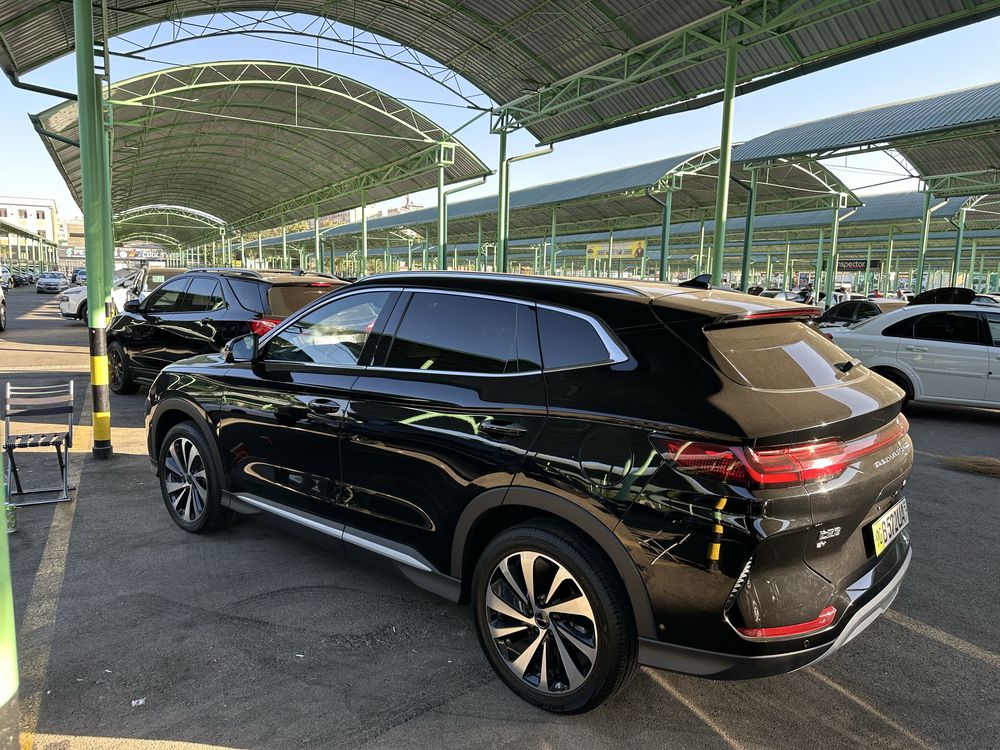 BYD Champion 605km