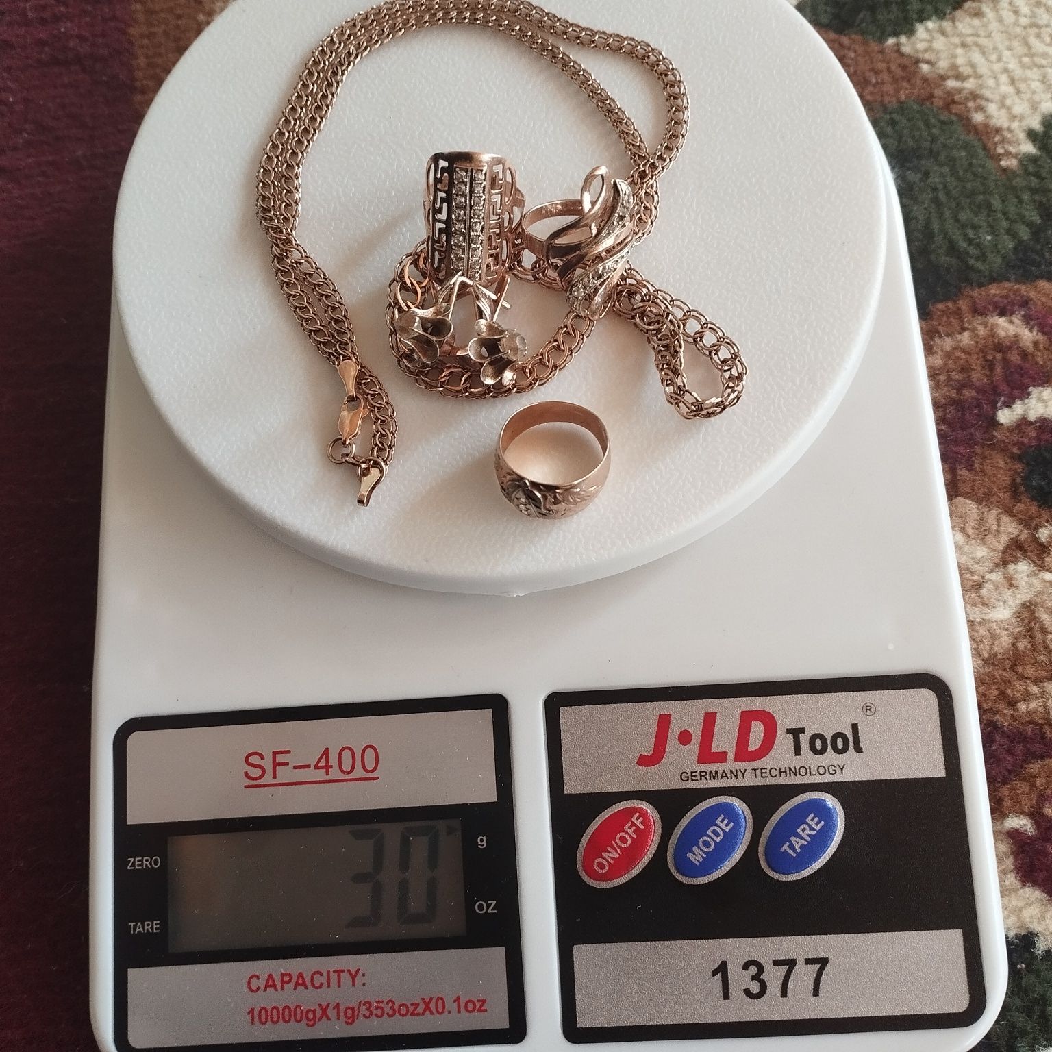 Tilla uzuk zirak kafolati bilan