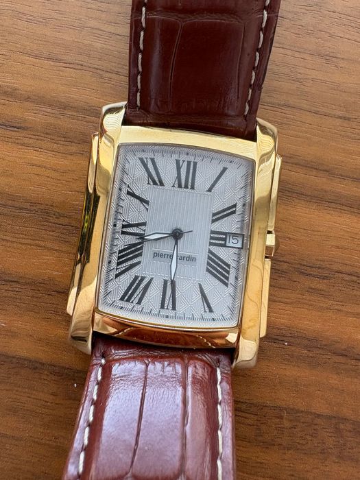 Часовник Pierre Cardin