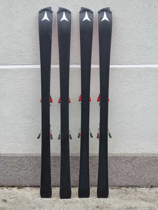 Ski/schi/schiuri ATOMIC REDSTER S9 145 cm + legaturi Atomic + clapari!