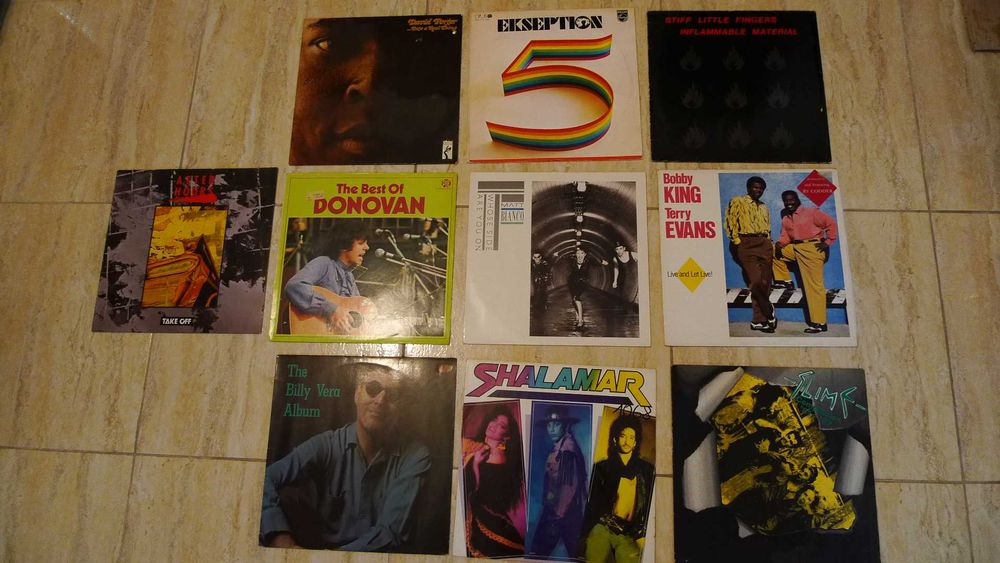 Pachete a cate 10 viniluri albume originale cu muzica internationala