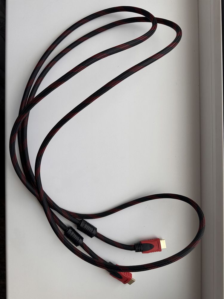 Продам игровую приставку Sony PlayStation 4