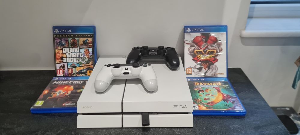 Playstation 4  добро състояние