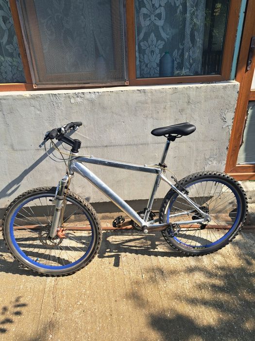 Vând bicicletă MTB