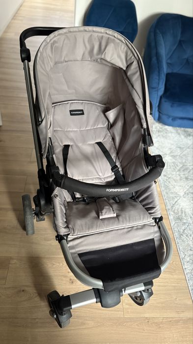 De vanzare carut bebe 3 in 1