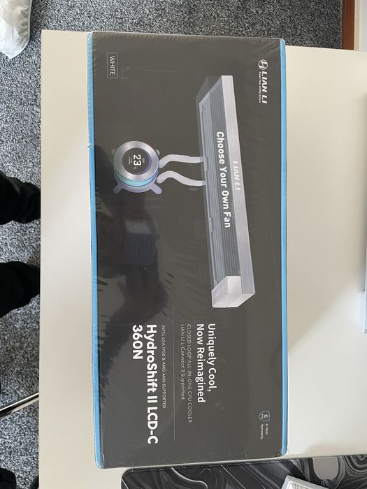 Lianli hydroshift 2 LCD-C 360N (OQ parraklarsiz)