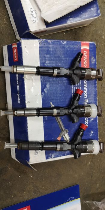 Дюзи Toyota DENSO - 2 броя