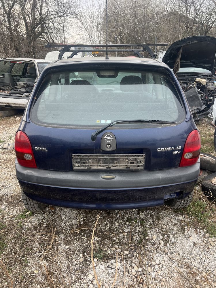 Opel Corsa 1.2 НА ЧАСТИ