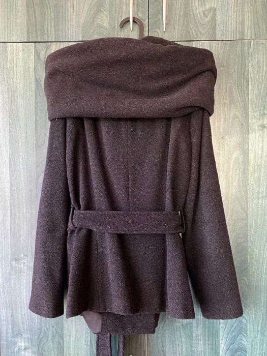 Palton de lana scurt cu guler oversized