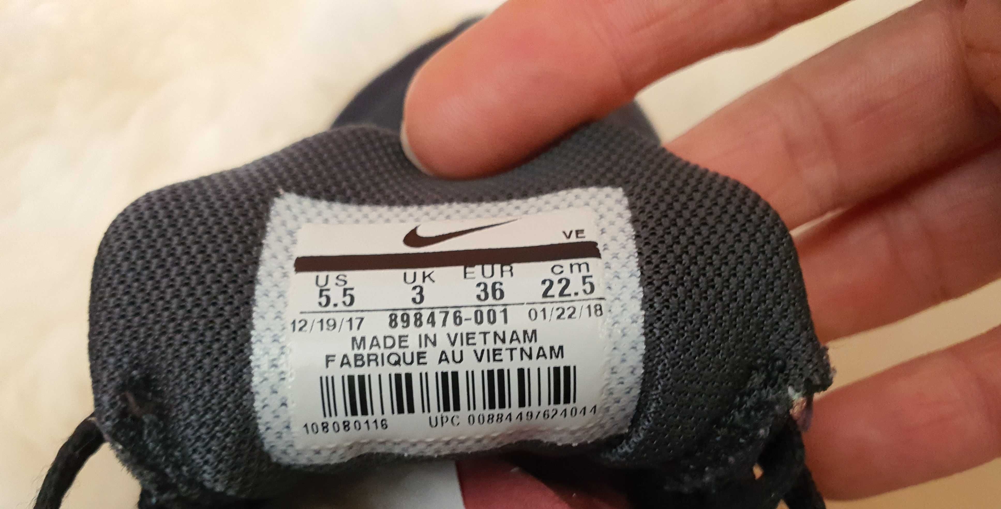 Adidasi Nike  Flex  Run copii marimea 36 eur