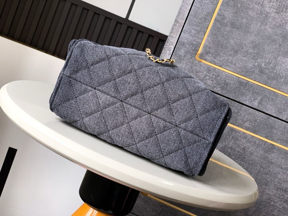 Geanta Chanel 22 cm
