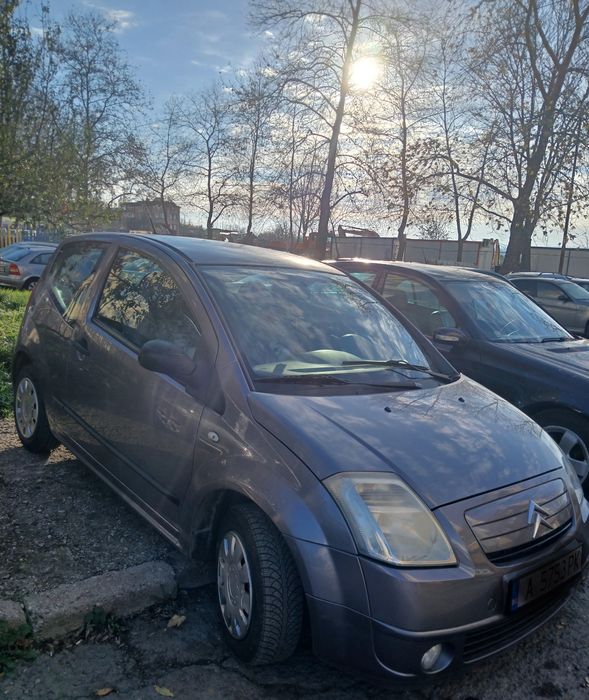 Продавам цитроен ц2