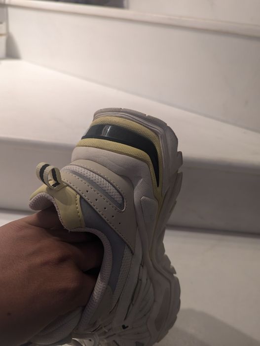 Маратонки Fila 39 номер