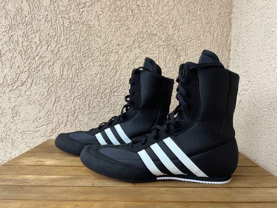 Босьорски обувки Adidas Box Hog 2