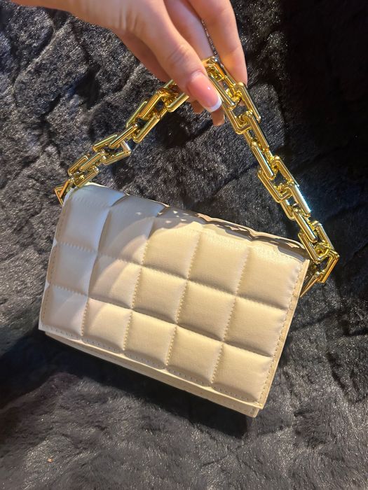 Дамска чанта (вечерна)