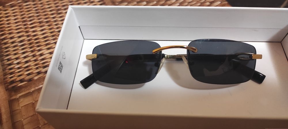 Слънчеви очила закупени от оптика