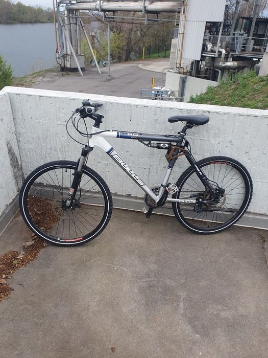 Bicicleta MTB Bulls 26" full suspension