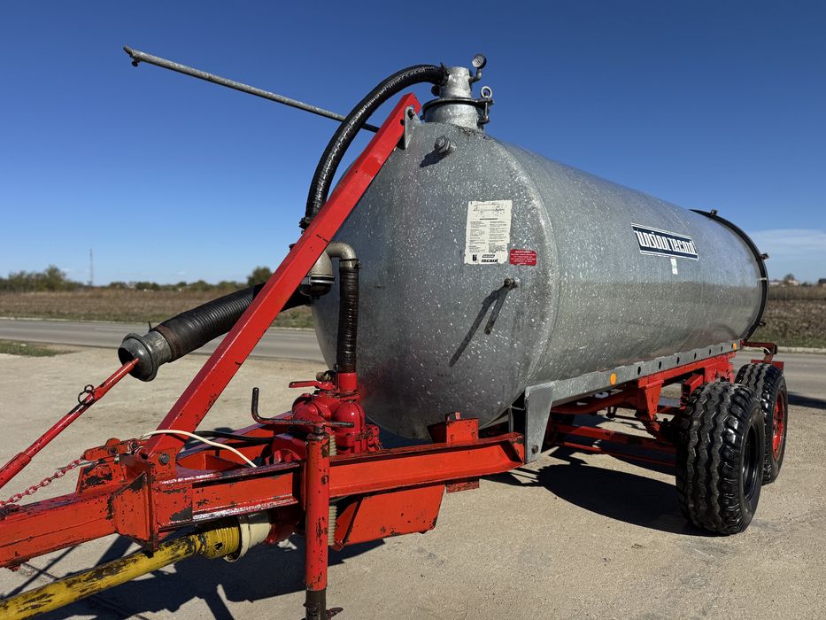 Vidanja/Cisterna 6000L Tandem ca Noua Cu Pompa cu Dublu Sens