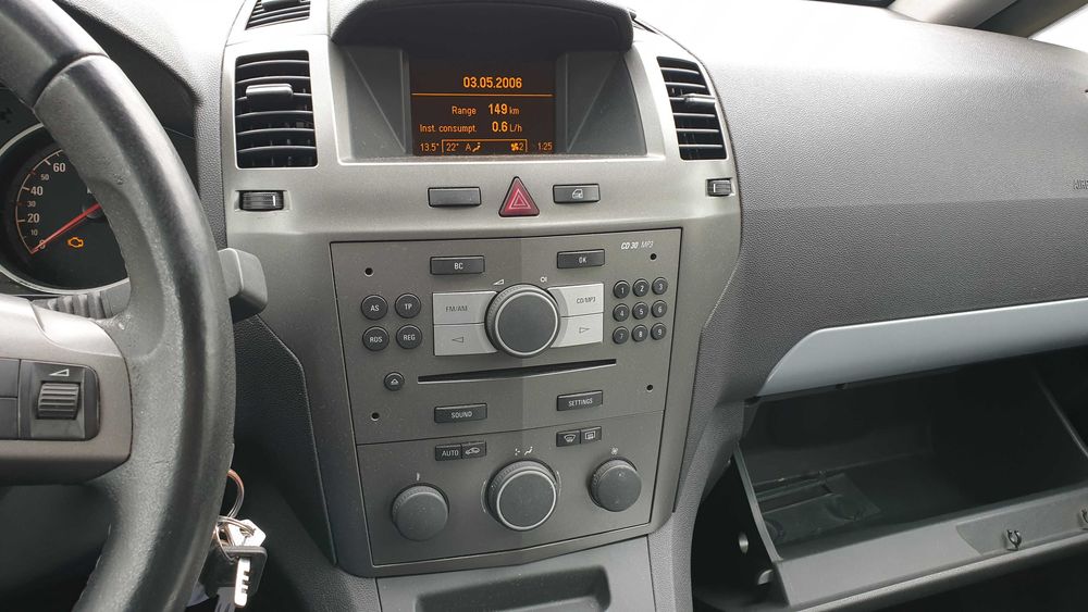Zafira B  1.9, 120к.с. 2006 и Мерива А1,6 16V изитроник на части.